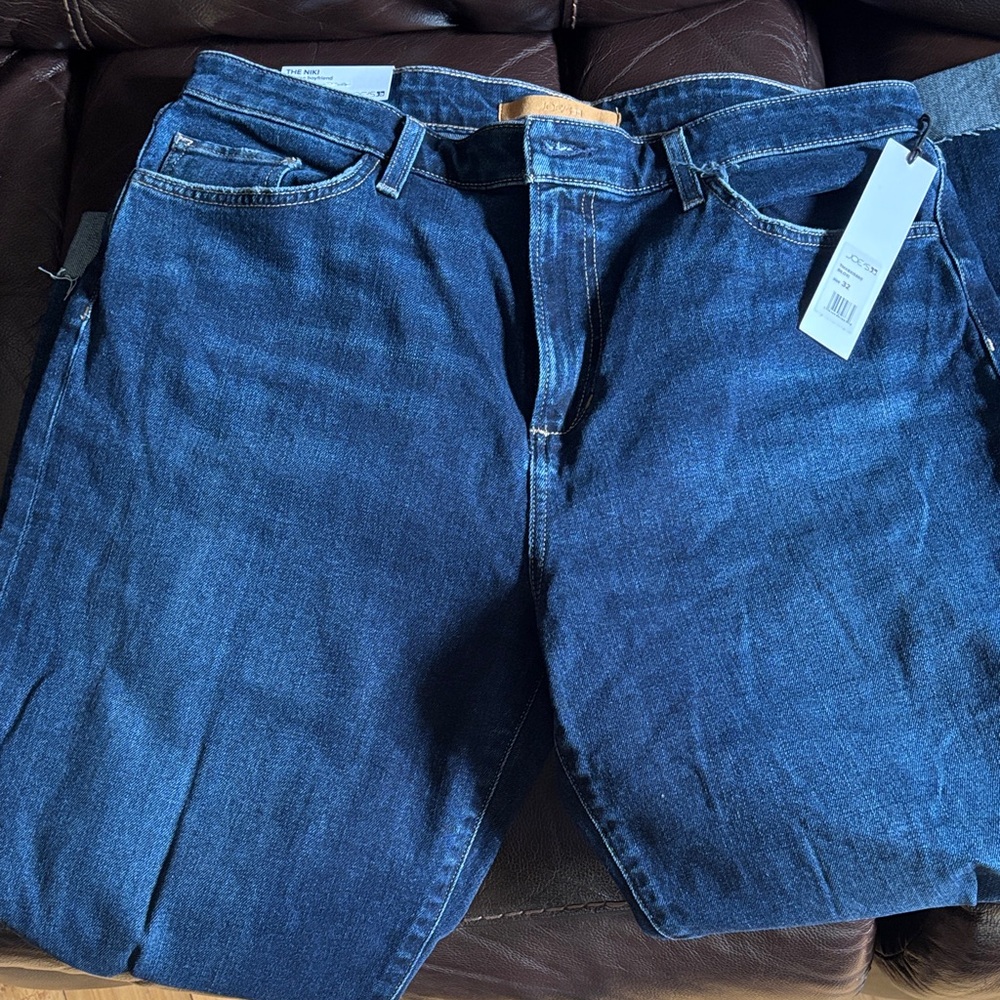 Women’s Dark Blue Denim Jeans - Classic Fit